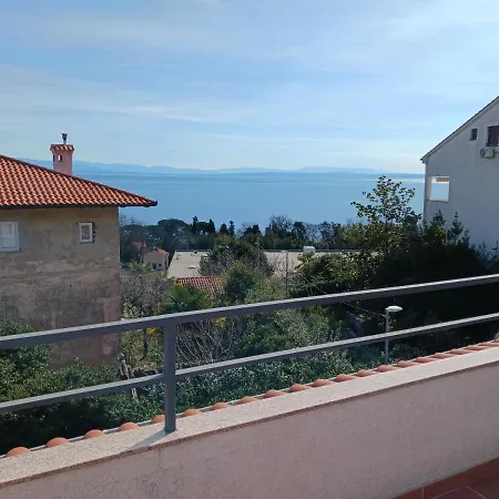 Lady Daniela Mit Meerblick In * Lovran