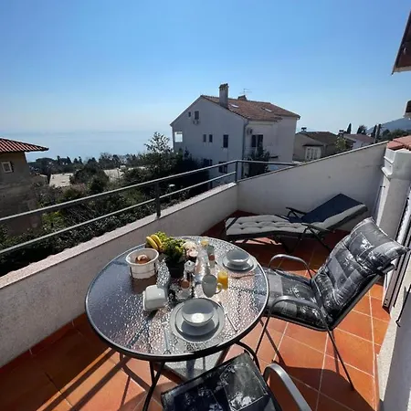 Apartment Lady Daniela Mit Meerblick In